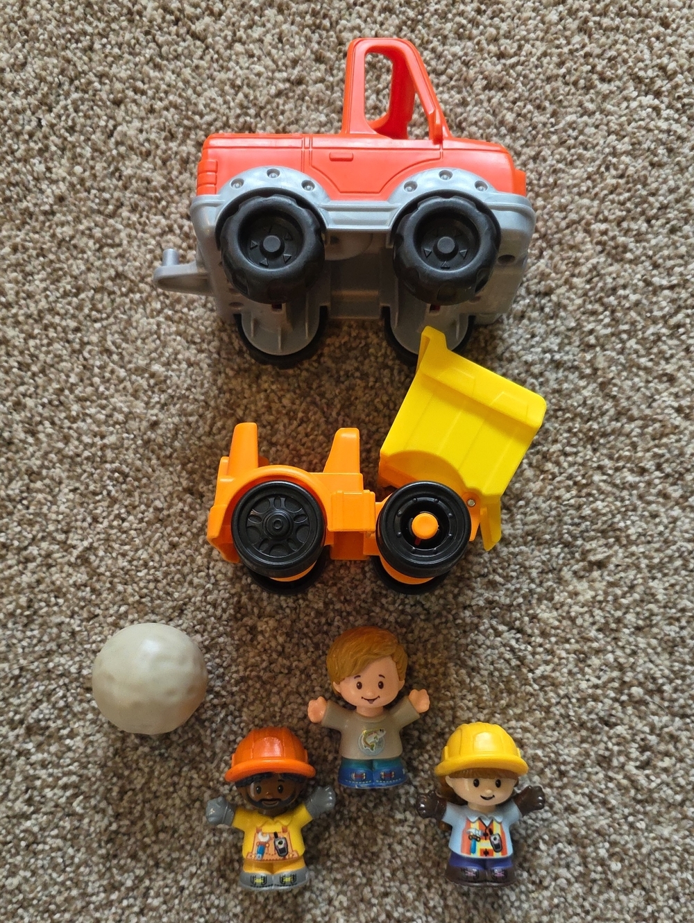 Fisher-Price Little People Load Up ‘n Learn Construction Site And Pick Up Truck - Picture 3 of 13